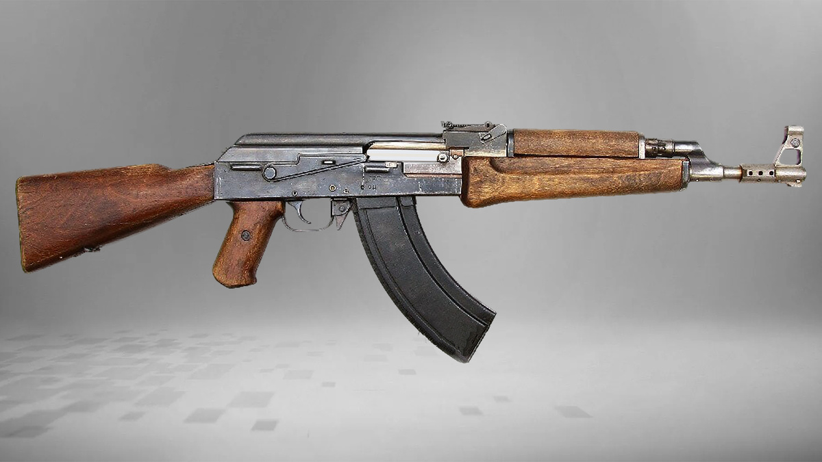 Опытный автомат АК-47 № 1, хранящийся в фондах Музея артиллерии (ВИМАИВиВС). Фото Михаила Дегтярёва