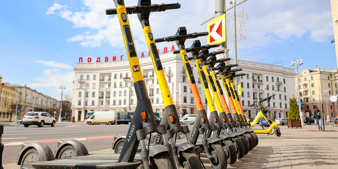 Скоро с минских улиц уберут электросамокаты – с чем закрывают сезон