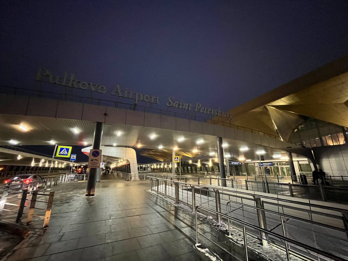 В петербургском аэропорту Пулково задержаны семь рейсов на вылет.  Фото: Фото: ФедералПресс / Анна Крючкова