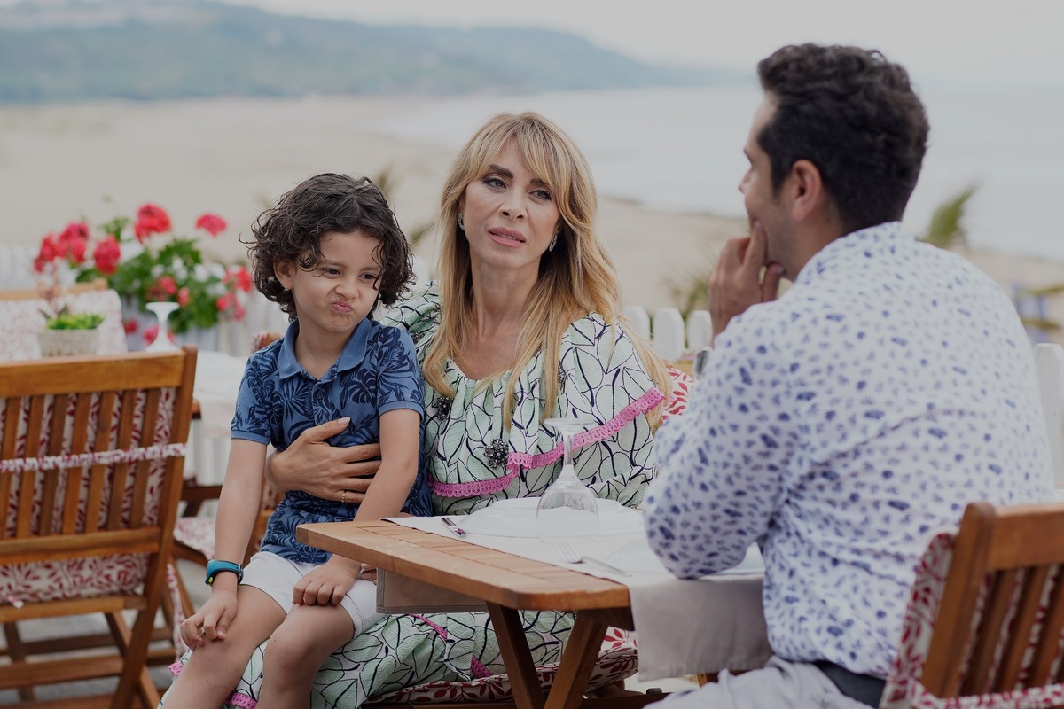    Кадр из сериала «Постучись в мою дверь»