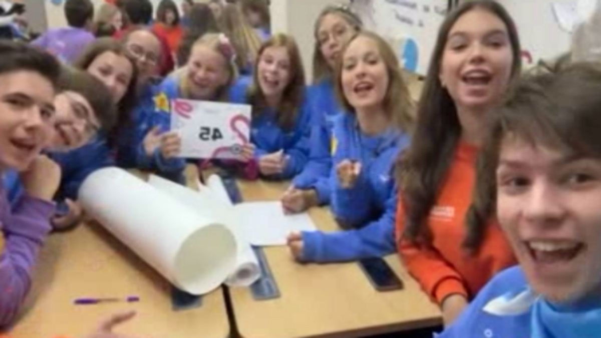    Курские финалисты всероссийского конкурса «Большая перемена» вернулись домой из «Артека»