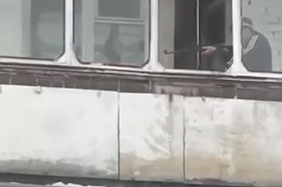     / Источник: Кадр из видео