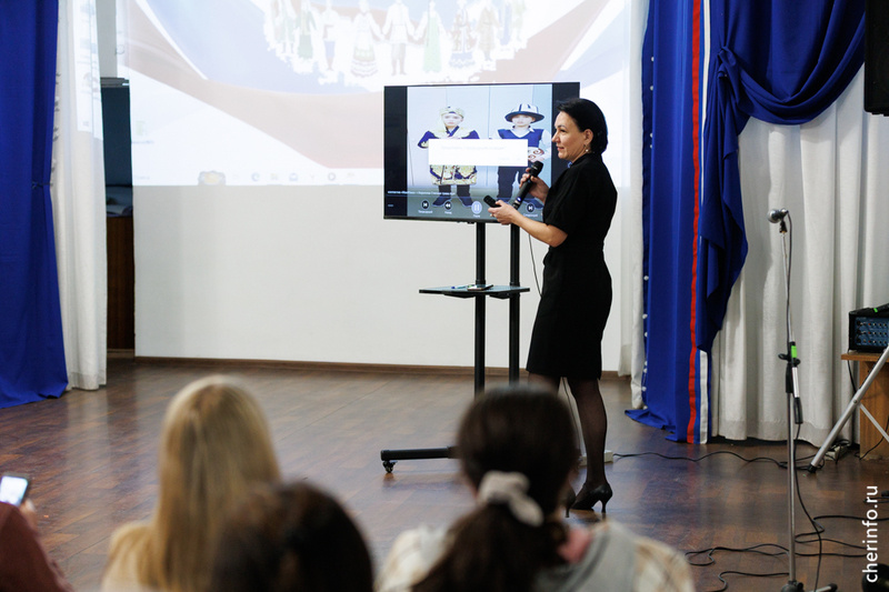    Конкурс национальных культур состоялся 12 ноября в Доме знаний. В нем участвовали дети от 5 до 18 лет