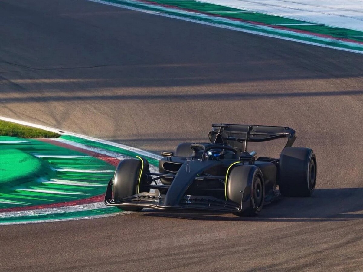 Серхио Перес за рулем Ferrari SF-23Фото: Соцсети  📷
