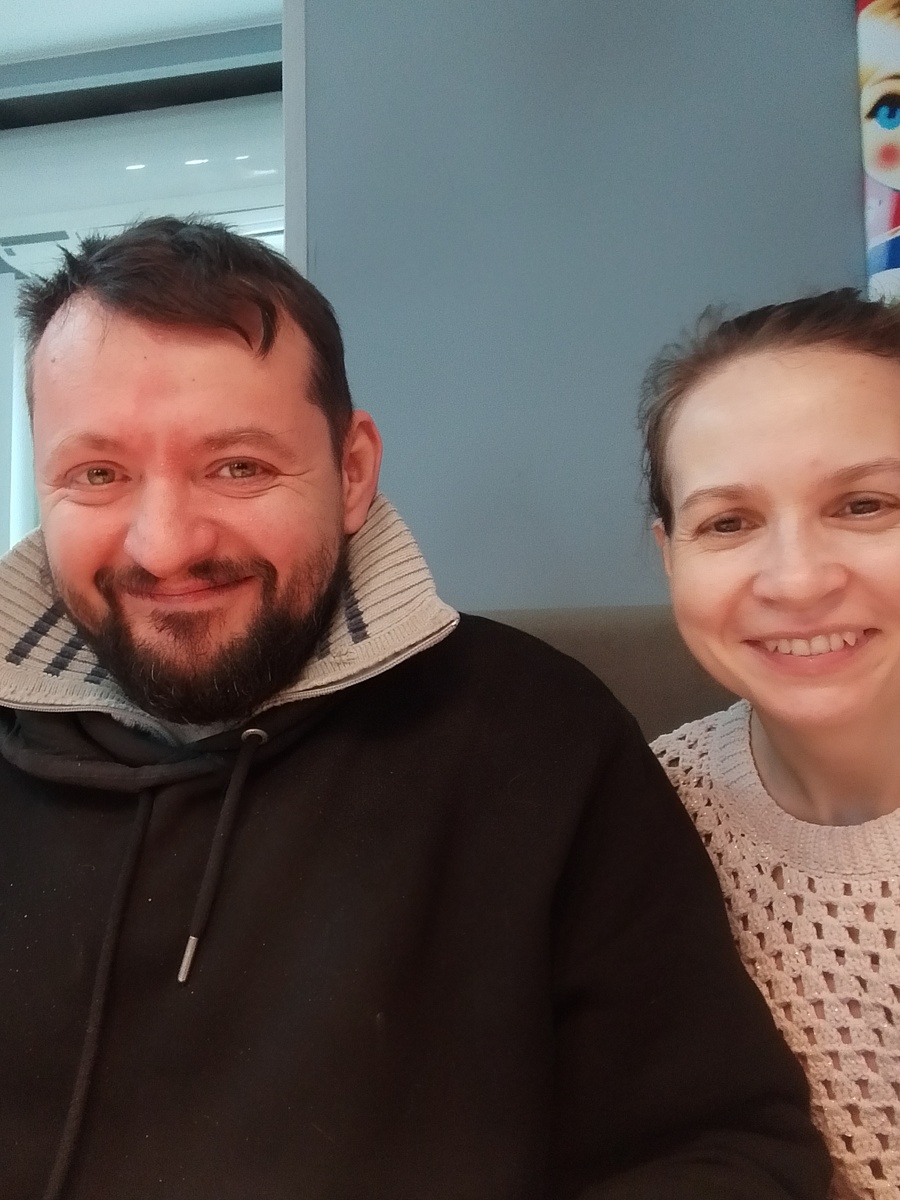 С мужем спустя год