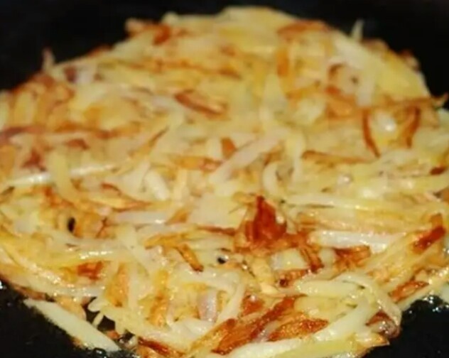 Как улучшить жареную картошку на сале: 3 момента - и никаких хитростей. Румяная, не прилипает ко дну, не пригорает, вкусная - “ум отъешь”