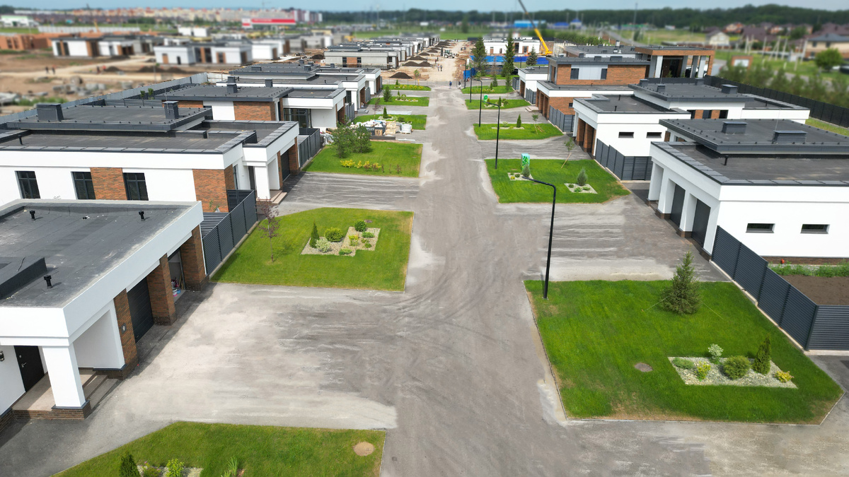 Пераая очередь строительства КП "Титул Зубово", на сегодняшний день идет строительство уже третьей очереди.