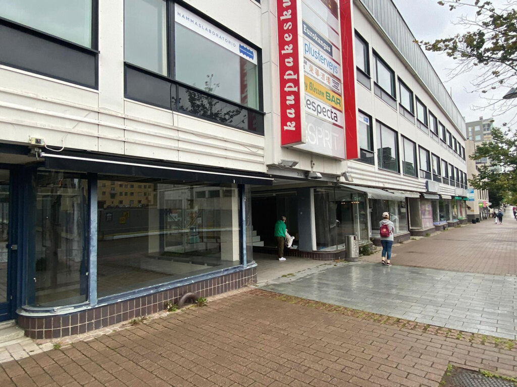 Запустение в Иматре, некогда полной российских туристов.