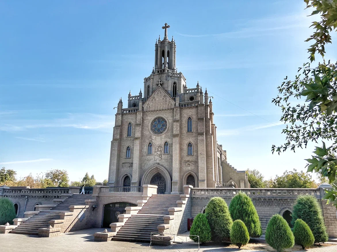 Собор Святейшего Сердца Иисуса, Ташкент, Узбекистан. Фото автора