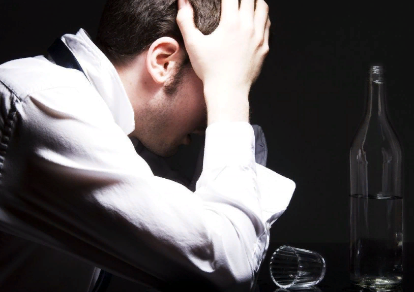 А кто алкоголик у вас — пишите.