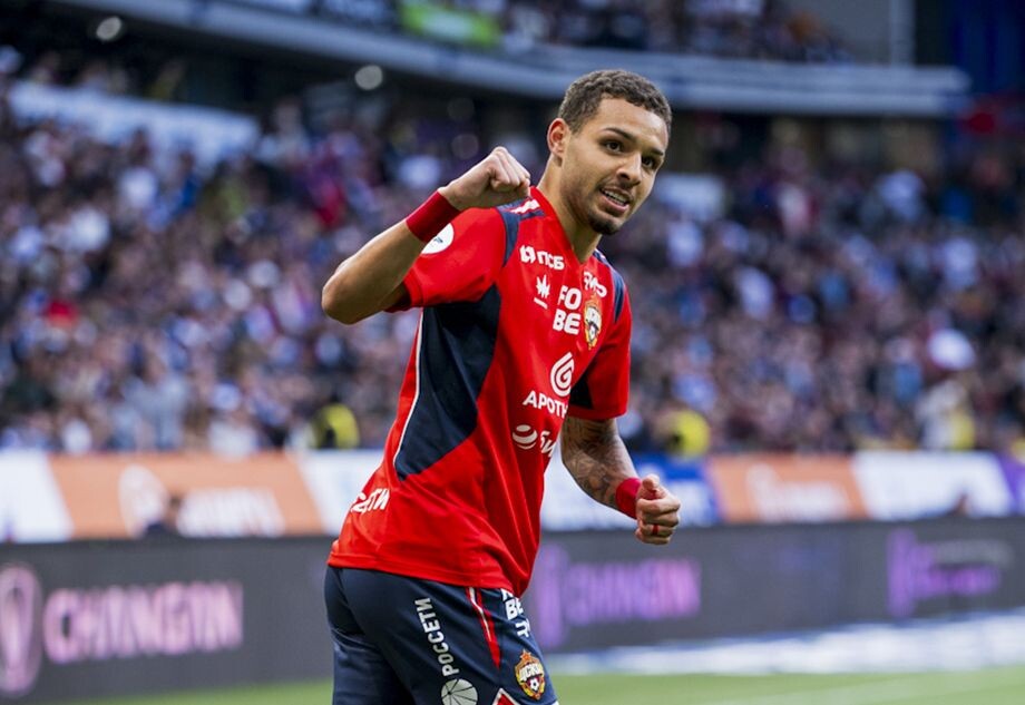 Матеус Алвес