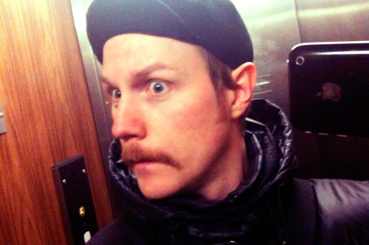 Борьба с реальностью бесполезна и утомительна, как попытка раздвинуть стены движущегося лифта