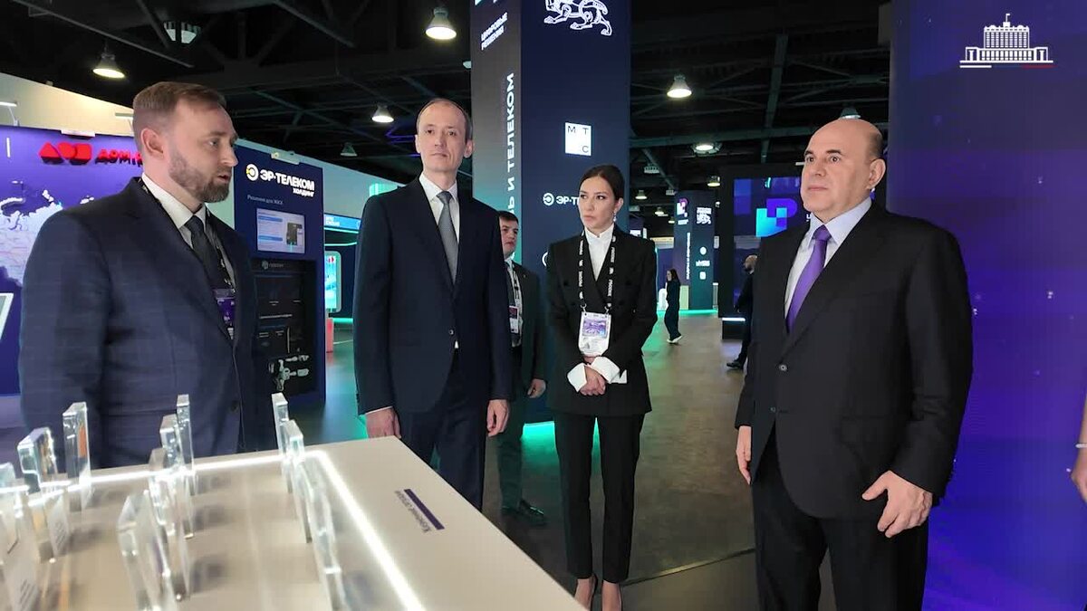 Премьер-министр Михаил Мишустин на форуме "Цифровые решения 2025"