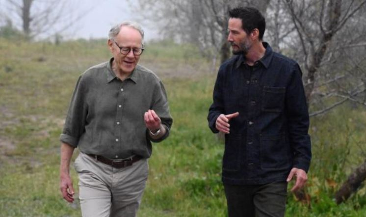 Грэм Хэнкок беседует с Киану Ривзом в новом сериале "Древний апокалипсис". Изображение: 2024 Netflix, Inc.