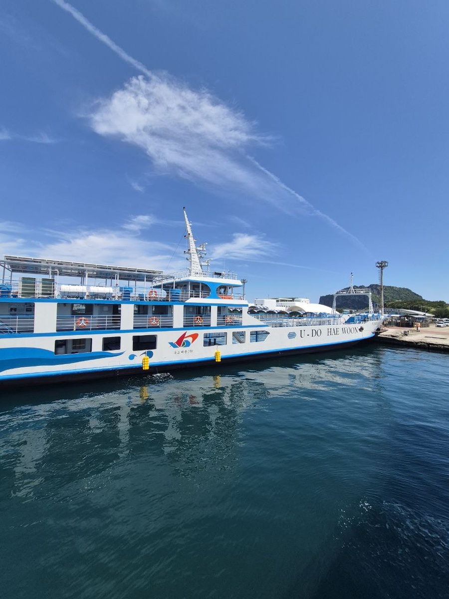 Паром на остров Удо