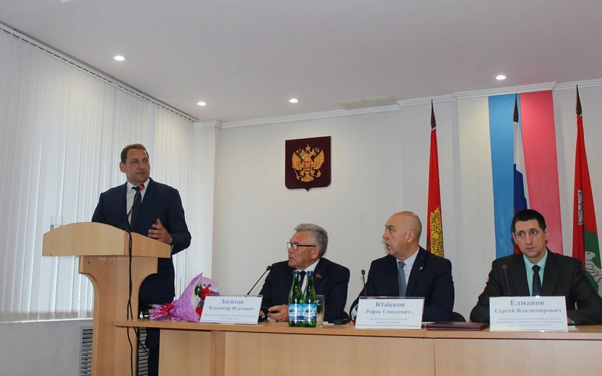    Валерия Фалеева переизбрали главой Данковского округа Липецкой области Фото: официальный сайт Липецкого областного совета депутатов