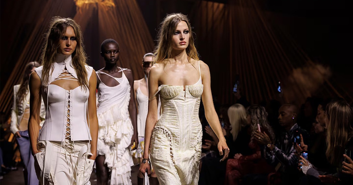    Группа Kering не будет продавать McQueen (фото 1)