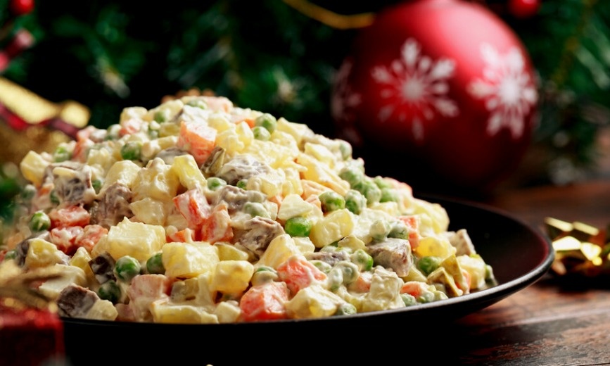 Традиционный салат Оливье