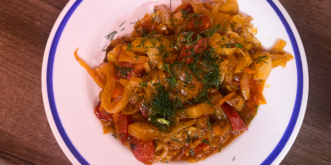 Русское народное: бар-рюмочная «Цаца» в Питере. Соленья, блины и голубцы