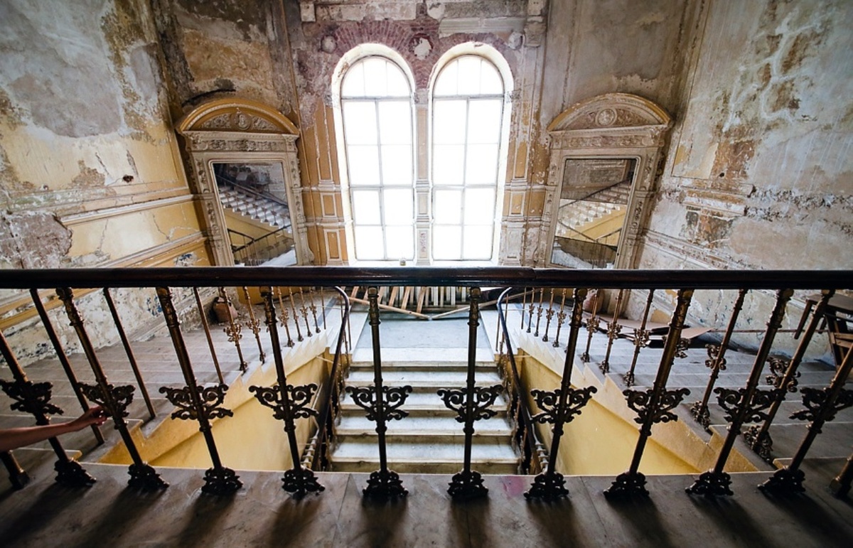 Внутреннее убранство усадьбы Демидовых