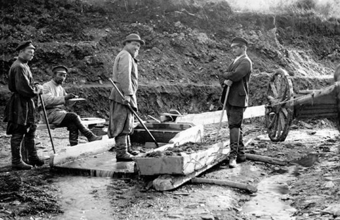 Добыча золота в Желтуге