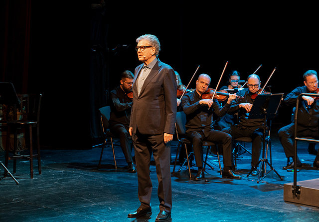 В Твери состоялся спектакль-концерт с участием Игоря Костолевского и Юрия Башмета. Фото: Андрей Зубов