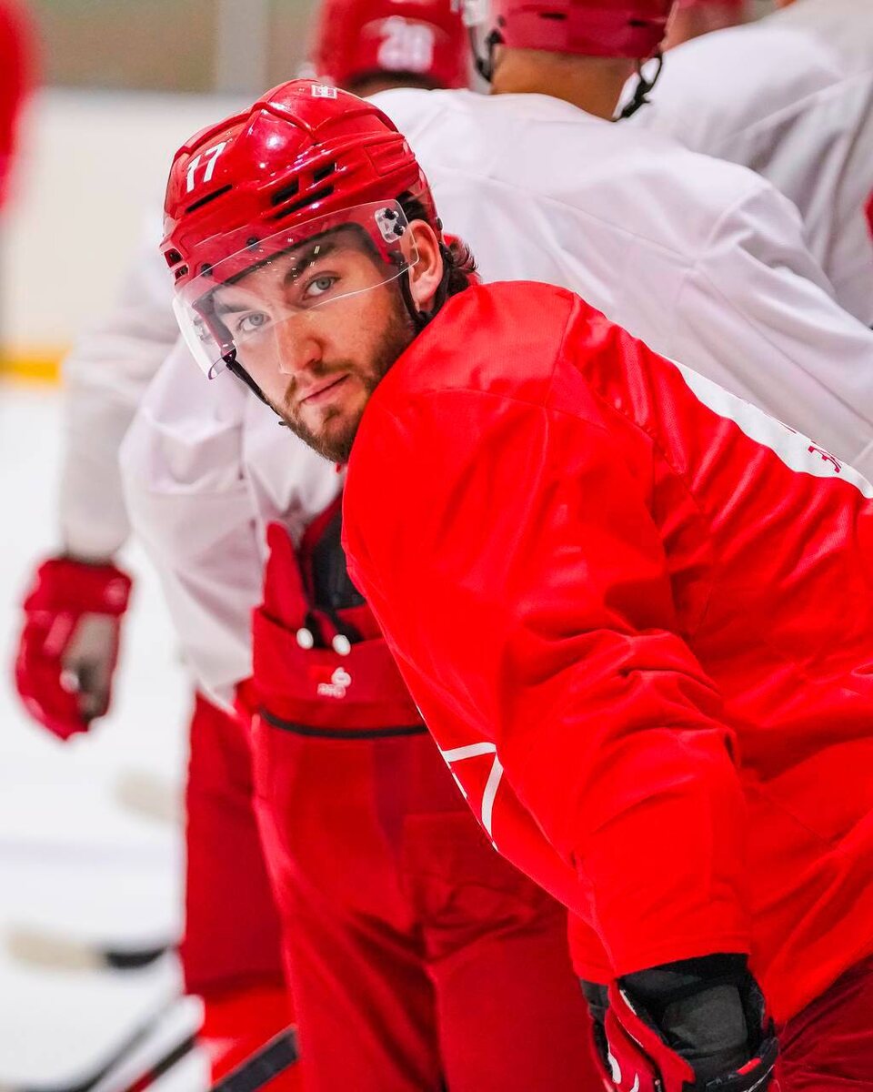 Официально: Иван Морозов в расположении ХК «Спартак» Москва! 