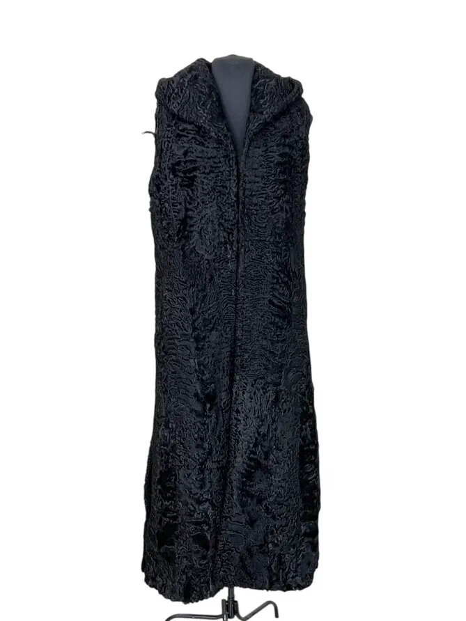 Пошив длинного жилета из мехового пальто. Ателье Ирины Берзиной.