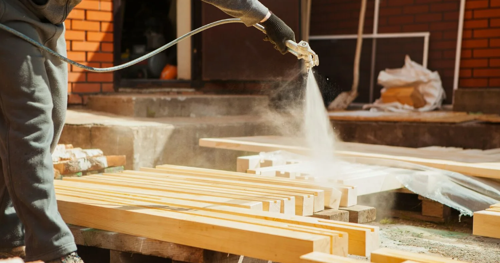 Как правильно обрабатывать пиломатериалы антисептиком