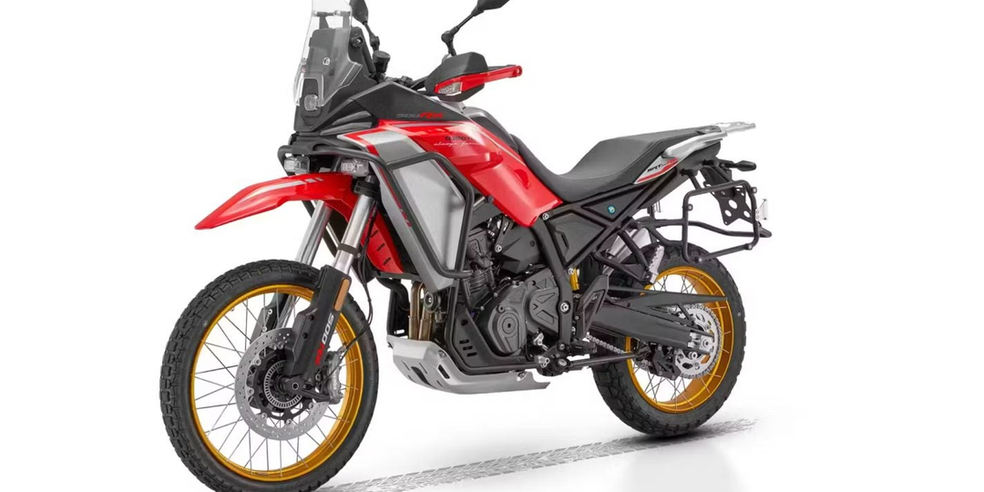 QJMotor SRT 400 RX: китайский вызов классу 450