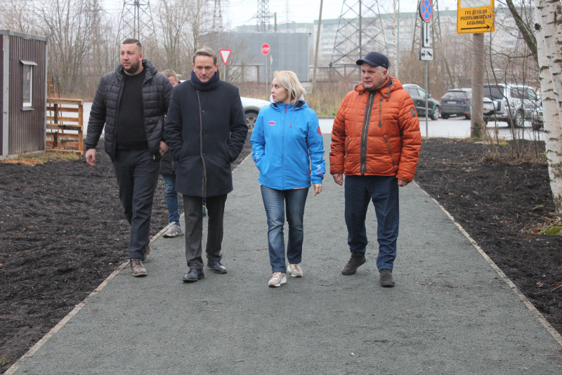    Докторскую аллею в Петрозаводске доделалиИнна Колыхматова / VK