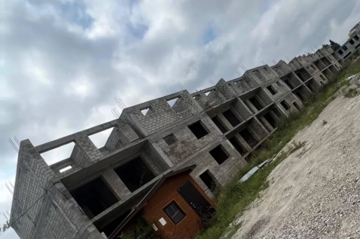    В КБР застройщик, получив 57,5 млн, оставил дольщиков без жилья