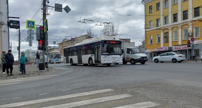    14 городских автобусных маршрутов временно скорректируют в Кирове