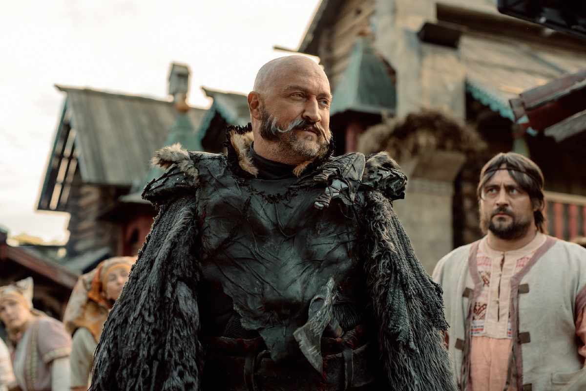 Гоша Куценко в фильме «Последний богатырь. Колобок». Фото: телеканал «Россия»