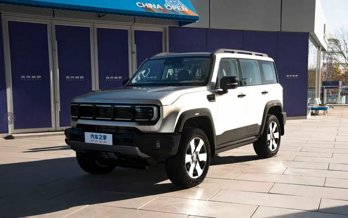 Новый BAIC BJ40 – версия Yuanjing Zhixing Edition