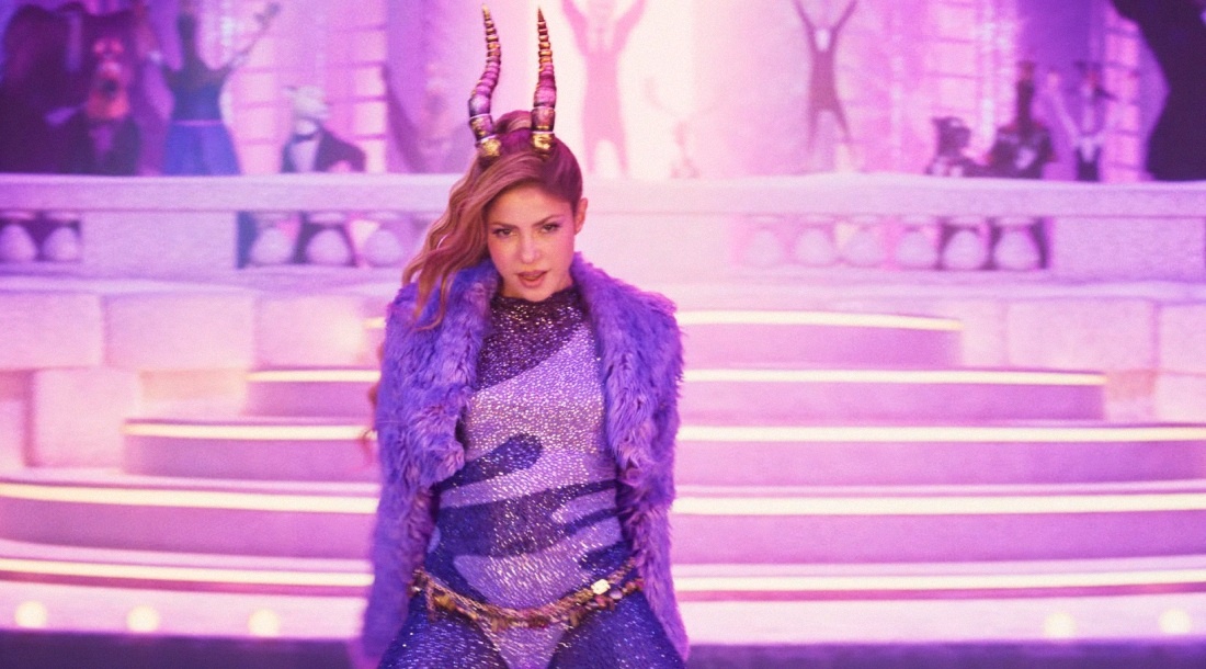     Кадр из клипа «Zoo»