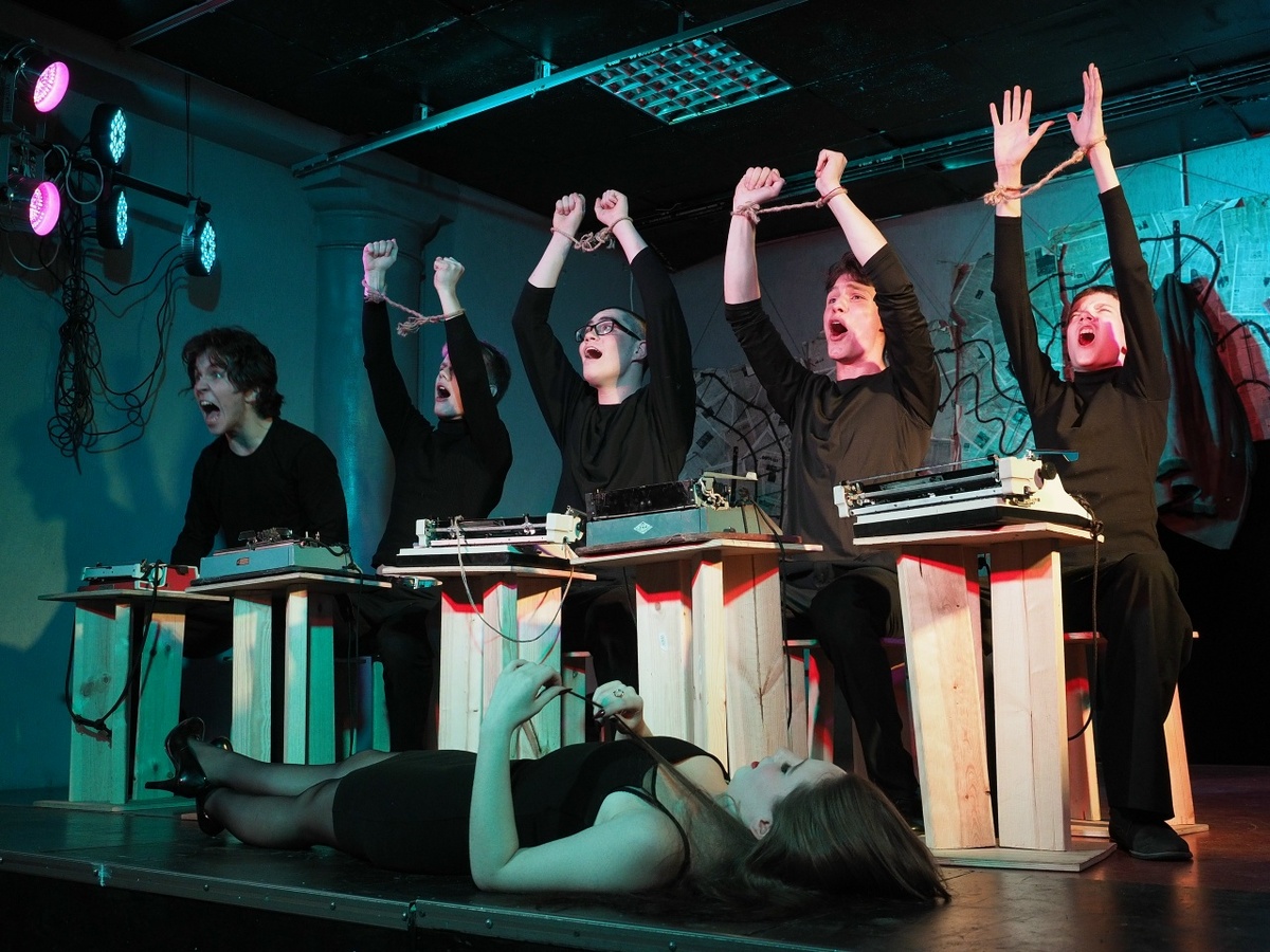 Спектакль «Моя любовь» по одноименной поэме Р. Рождественского