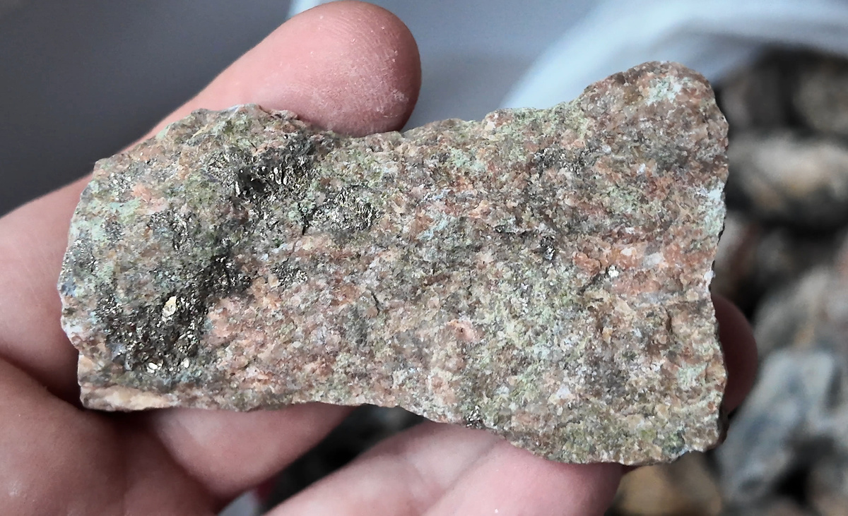 Стоп-кадр из видео. Видео прикреплено внизу статьи