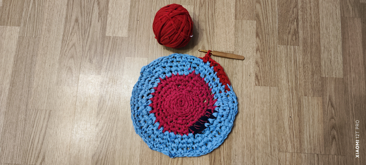 Начало вязания.