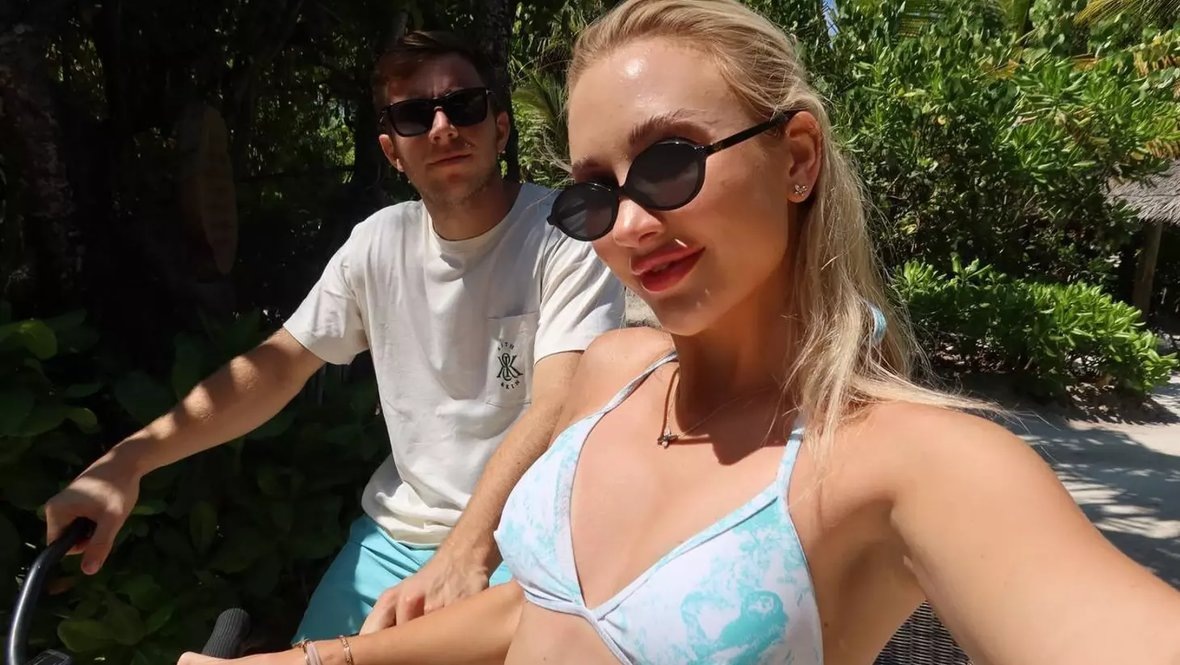    Таллон Грикспор и Анастасия Потапова. соцсети