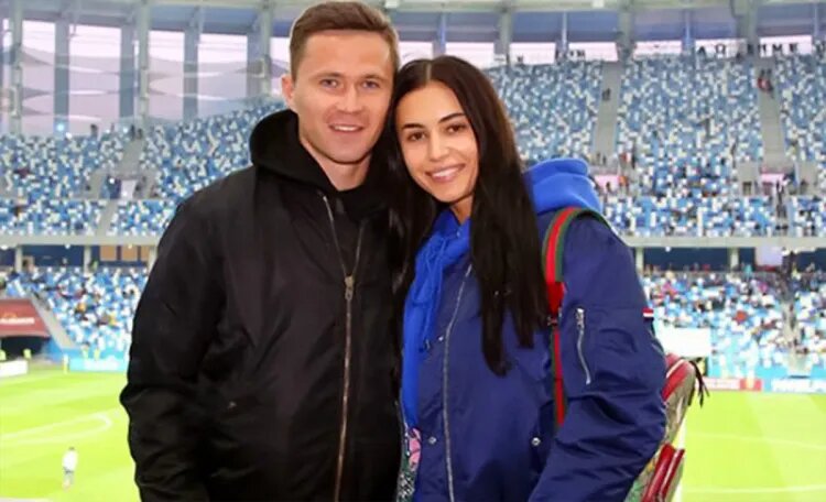    Источник фото: соцсети Яны Сапеты