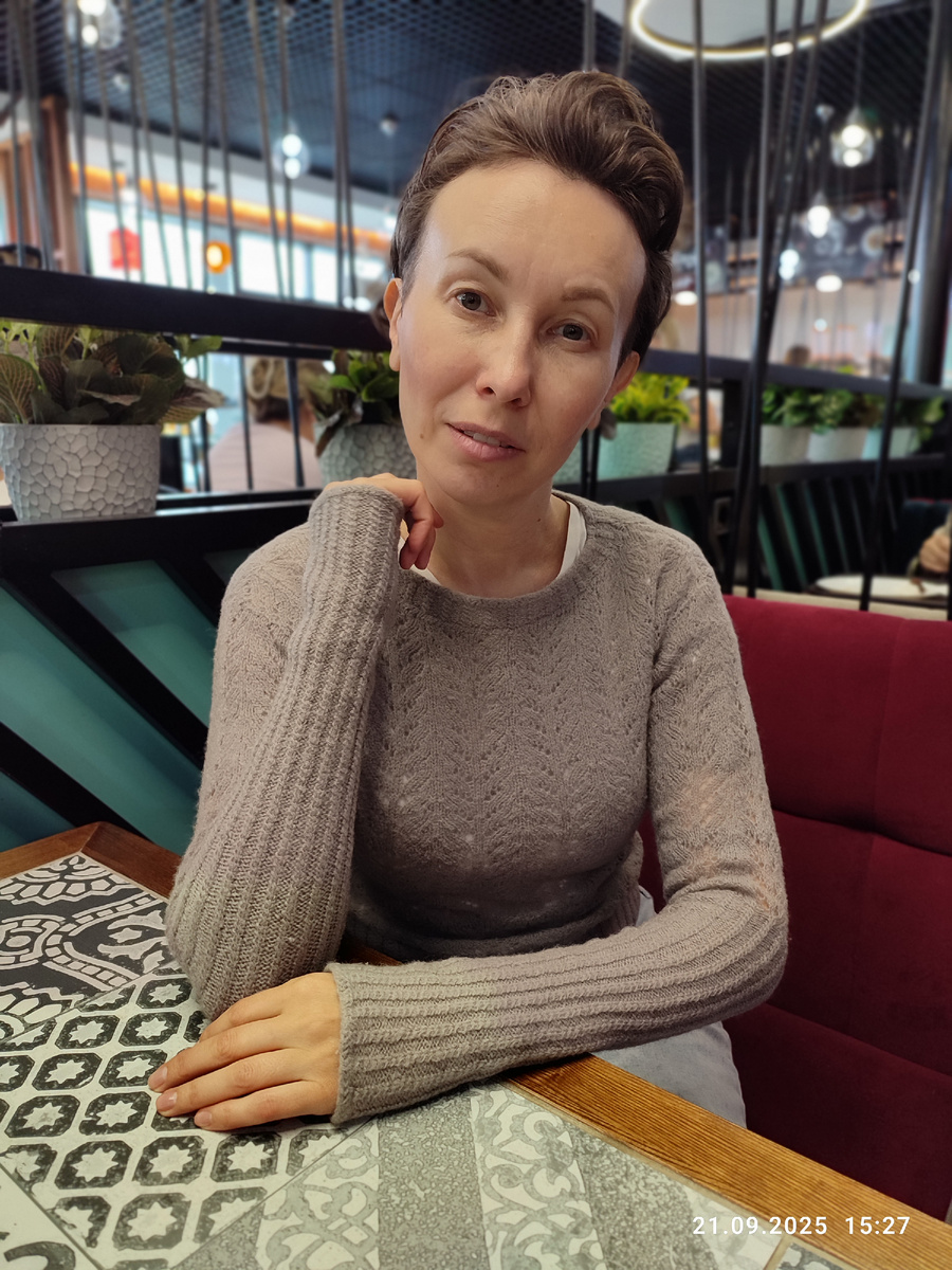 Это перуанская пряжа, и всё хорошо, если не знать, что  джемпер не должен быть лонгсливом