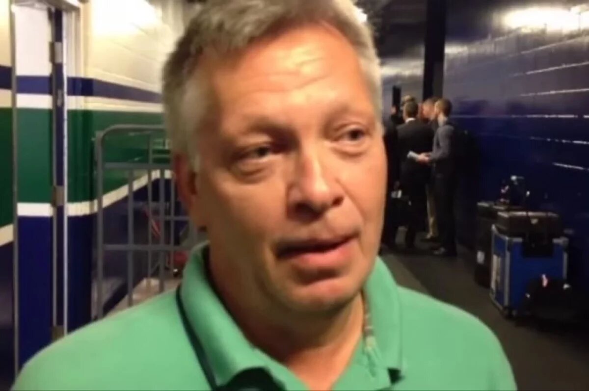    Умер хоккейный журналист New York Post Ларри Брукс