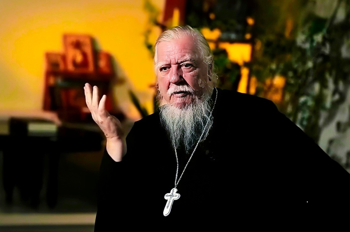 Димитрий Смирнов (07.03.1951 — 21.10.2020 гг.) — протоиерей, церковный и общественный деятель.