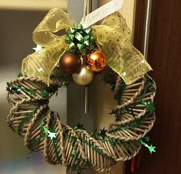 Новогодний веночек ручной работы