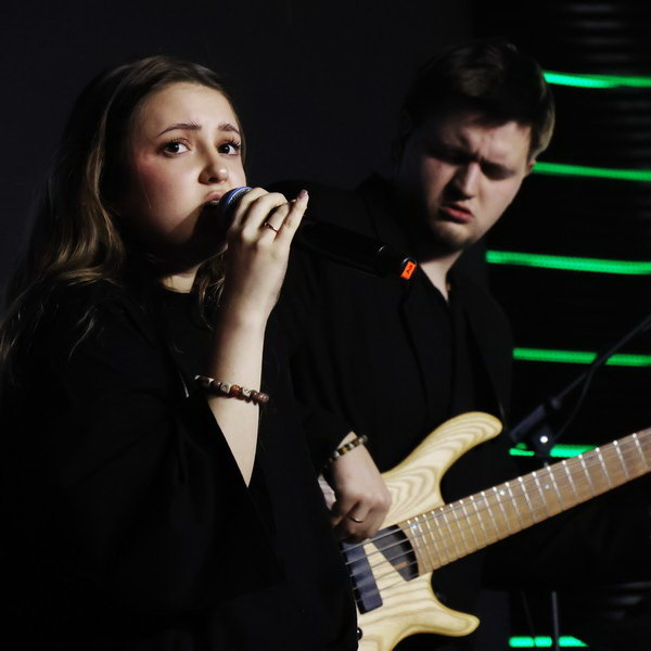     Гран-при фестиваля «Индюшата» получила группа «Вглубь тумана»