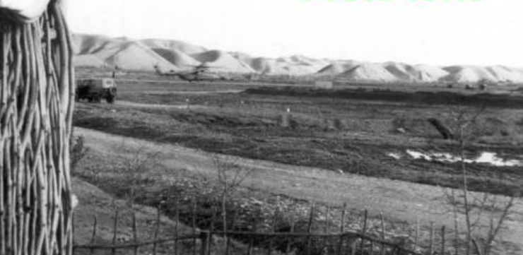 Вертолет Ми-6 в лагере советской пограничной ММГ. ДРА, 1985 год