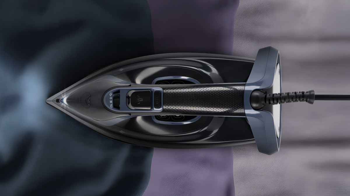 Утюг PIR 3050AK 3m Wi-Fi IQ Home с Wi-Fi управлением.