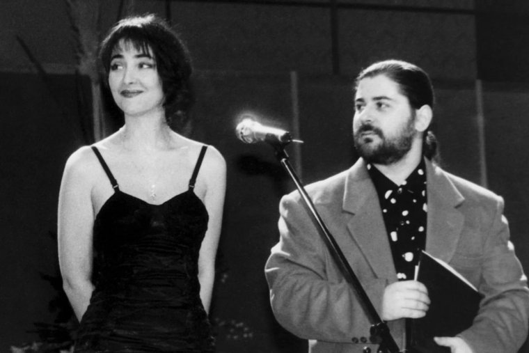    «Кабаре-дуэт „Академия“» — советский и российский сценический дуэт, существовавший в 1985–2000 годах