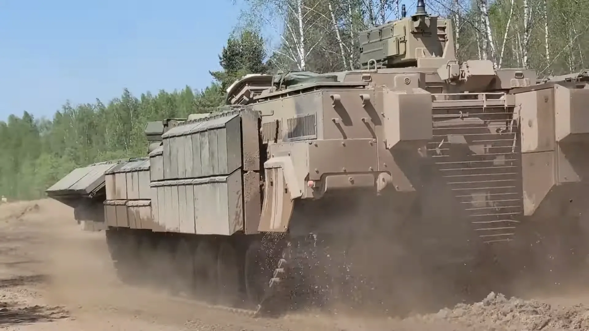 Военная техника прошлого, которая нужна сегодня